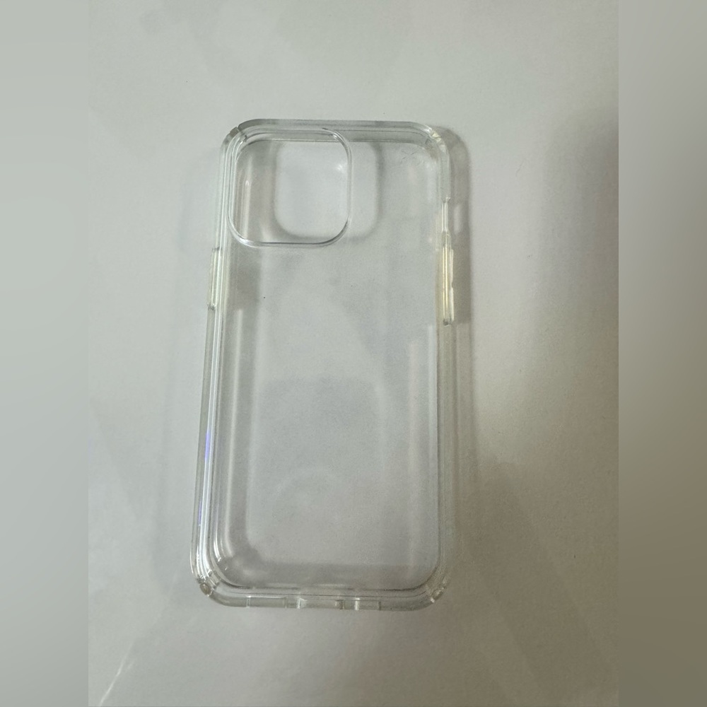 Speck Presidio case for iPhone 13 Pro